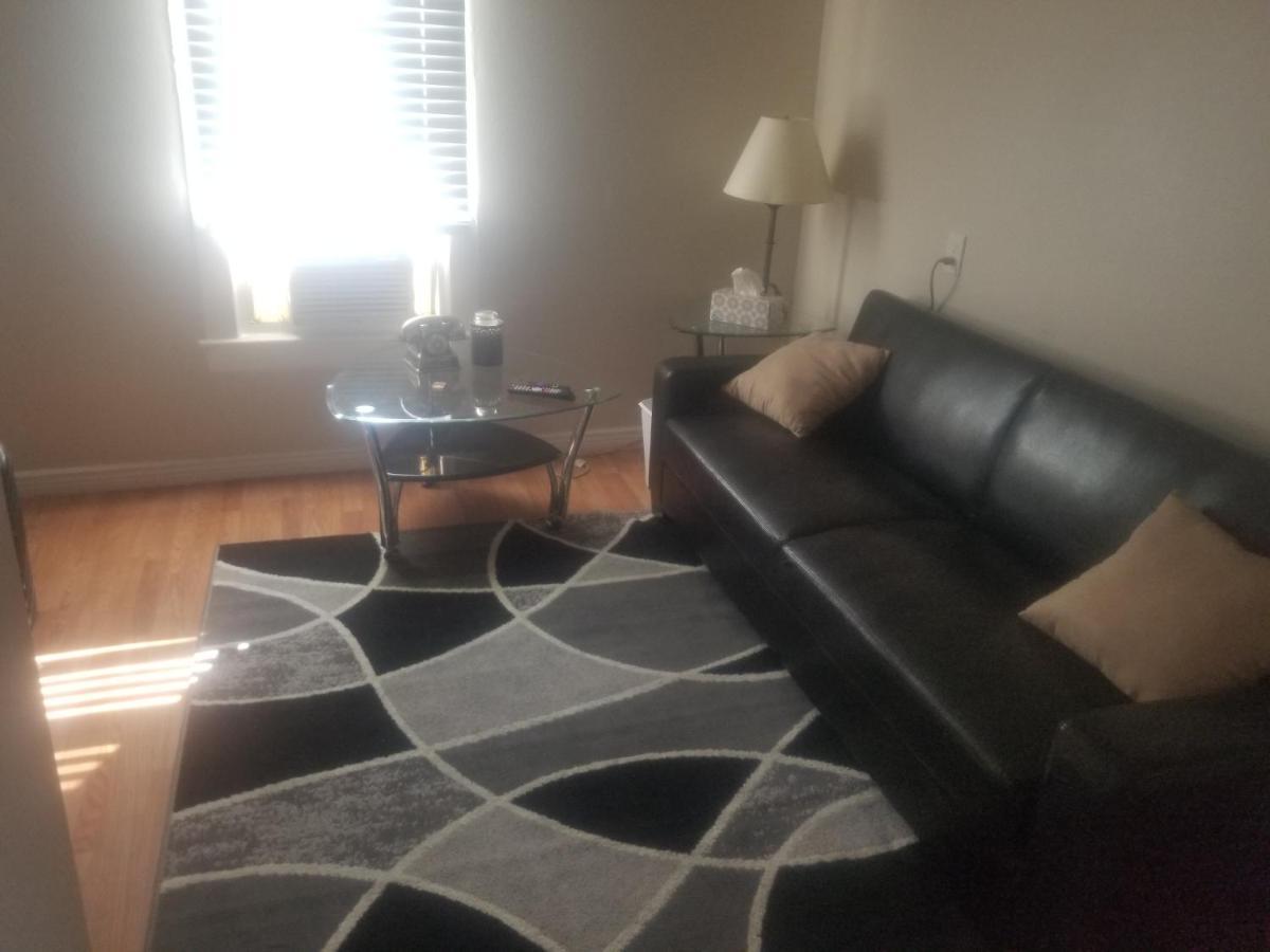 500/502 W 23Rd St Βίλα Τσεγιέν Εξωτερικό φωτογραφία